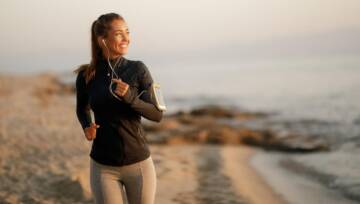 muzyka do biegania podczas joggingu na plaży