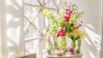 wiosenne dekoracje na okno
