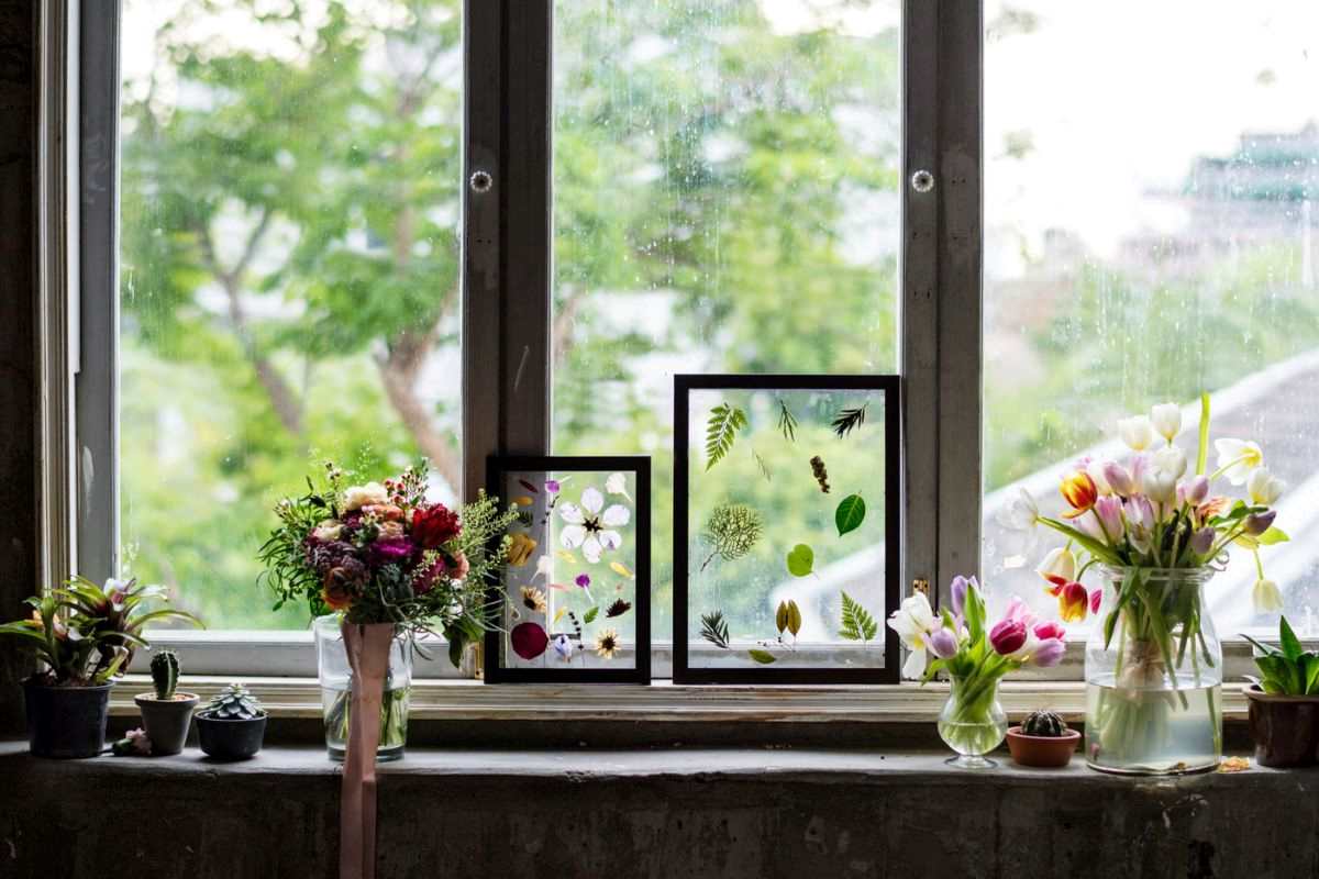 wiosenne dekoracje na okno