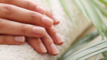 manicure naked french