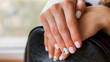 manicure hybrydowy