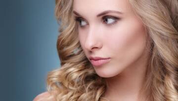 koloryzacja it-girl blonde