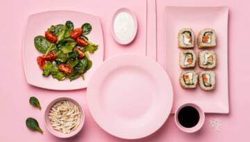 różowa zastawa stołowa