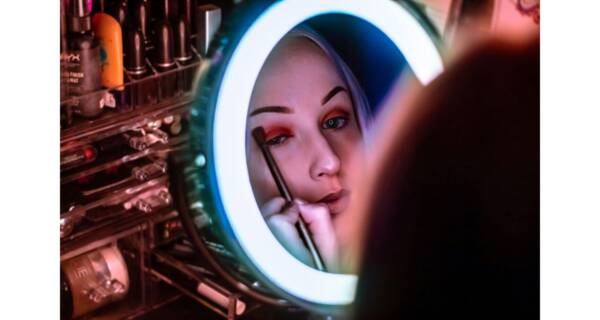 fot. pexel lampa pierścieniowa