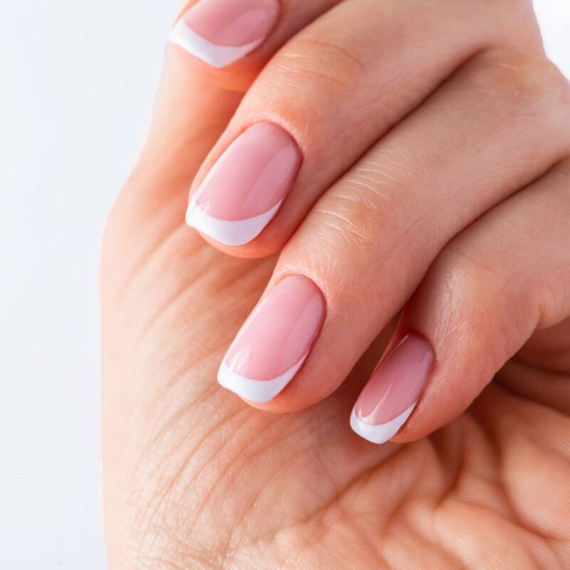 Manicure na komunię