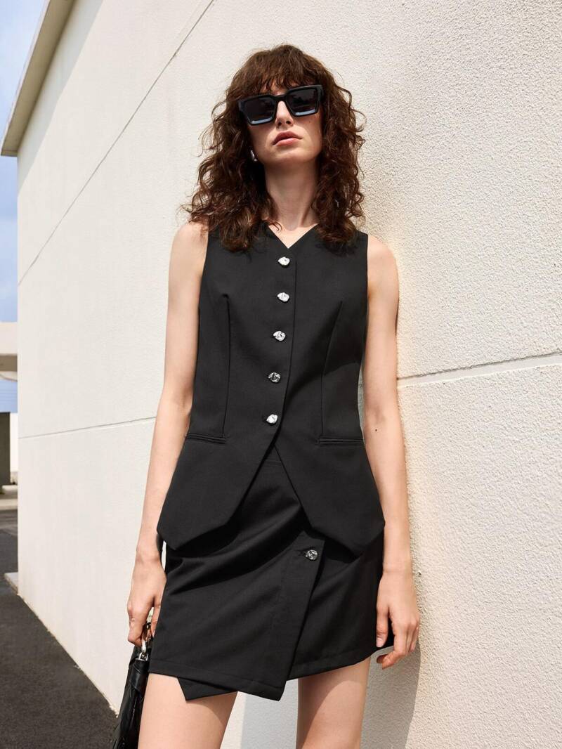 Uniwersalny look idealny na wernisaż i kolację