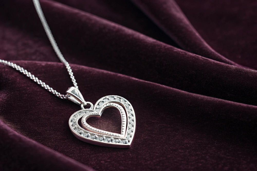 naszyjnik srebrny z cyrkoniami