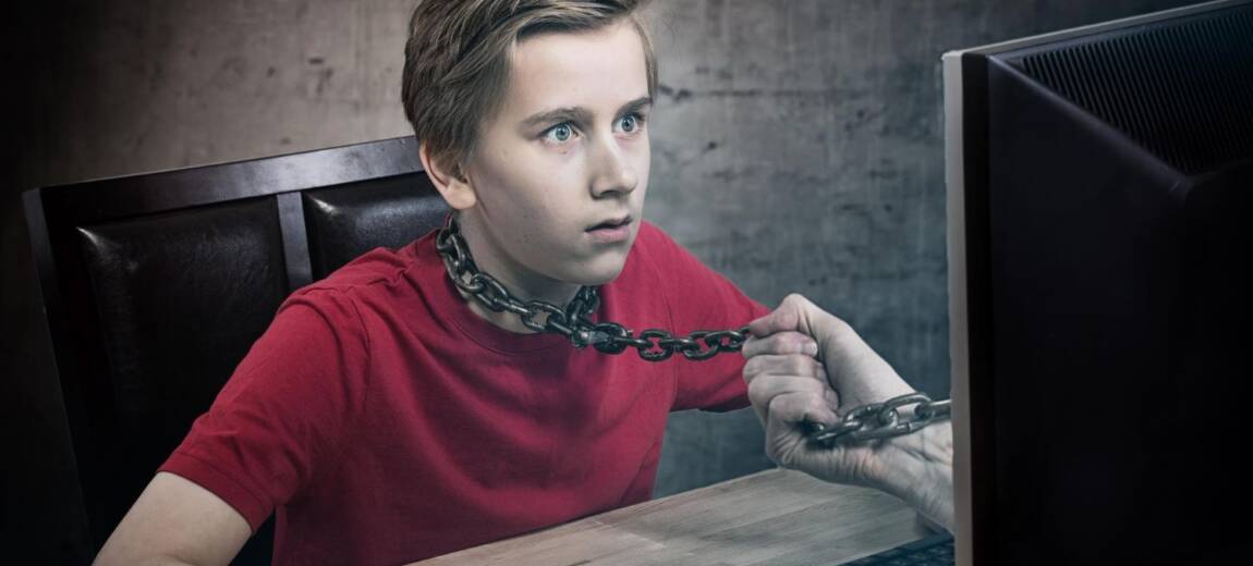 nastolatek w sieci