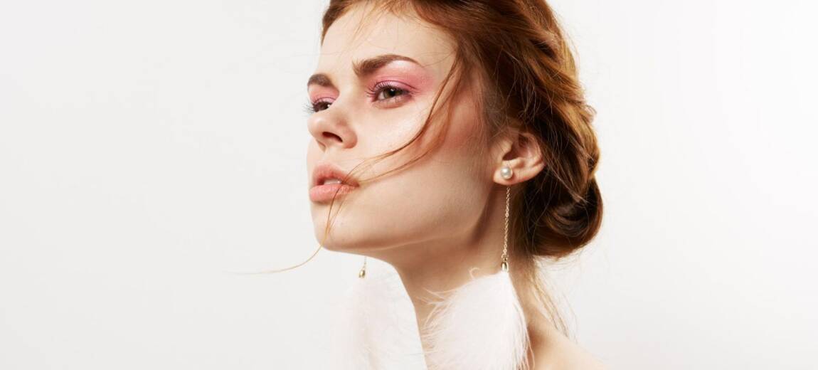 kobieta w stylu cloud dancer