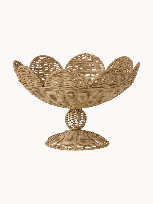 Wielkanocne dekoracje w stylu rodzinnym – króliczki i kolorowe akcenty na wiosennym stole