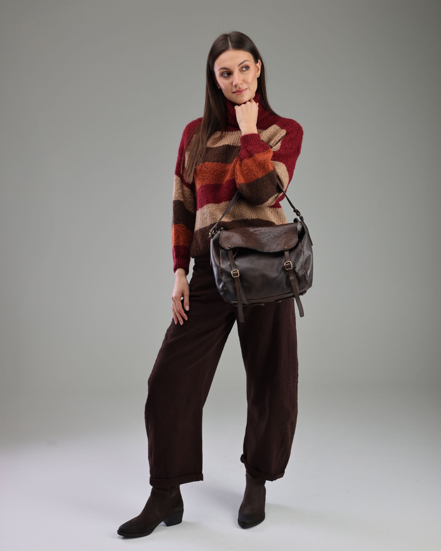 venezia_skorzana_torebka_damska_brazowa_listonoszka