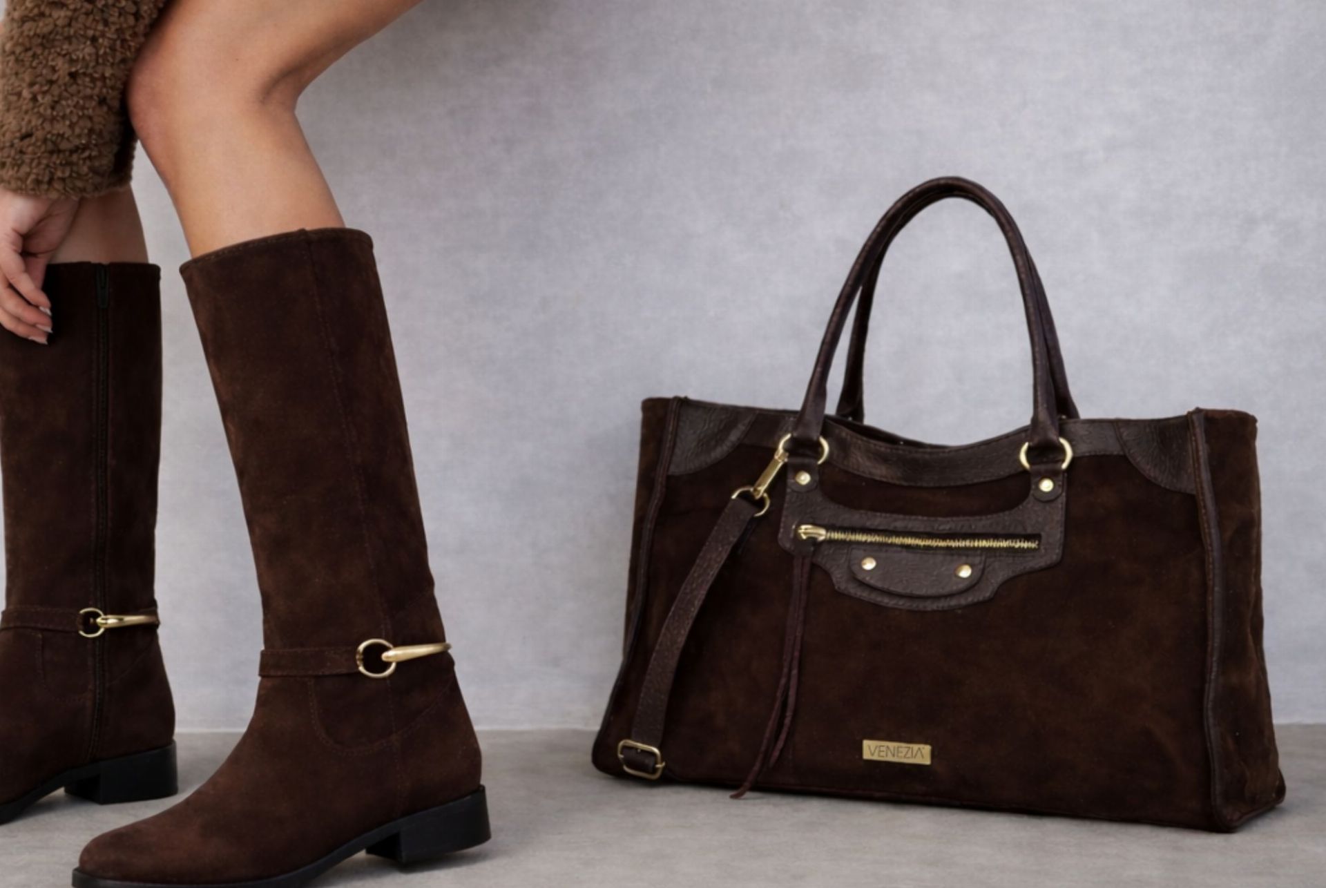 venezia_skorzana_torebka_damska_brazowa_zamszowa_schopperka