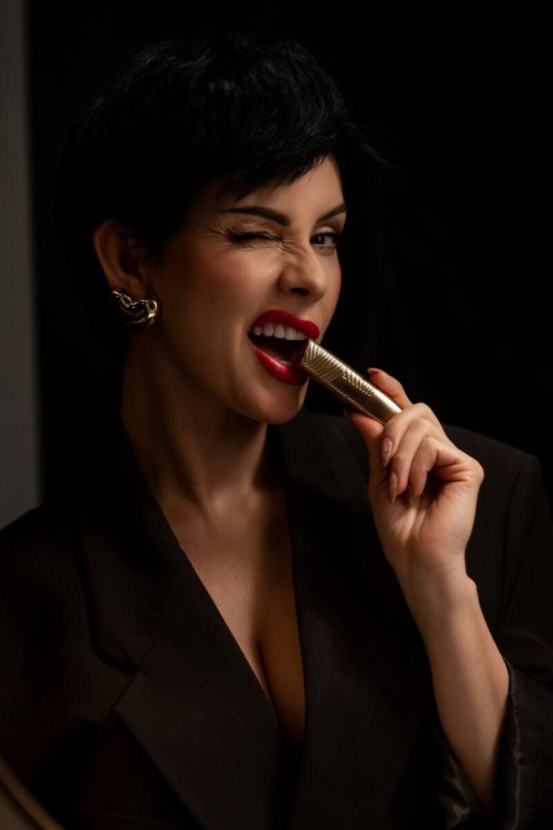 Dorota Gardias ambasadorka Deborah Milano.jpg