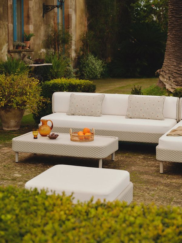 Meble Hani Westwing - modułowa wygoda na modny balkon 2026