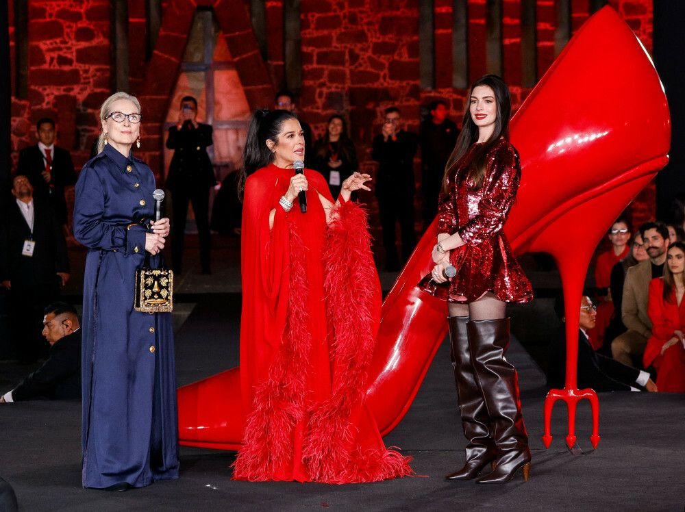 Anne Hathaway i Meryl Streep stylizacje „Diabeł ubiera się u Prady 2” moda 2026