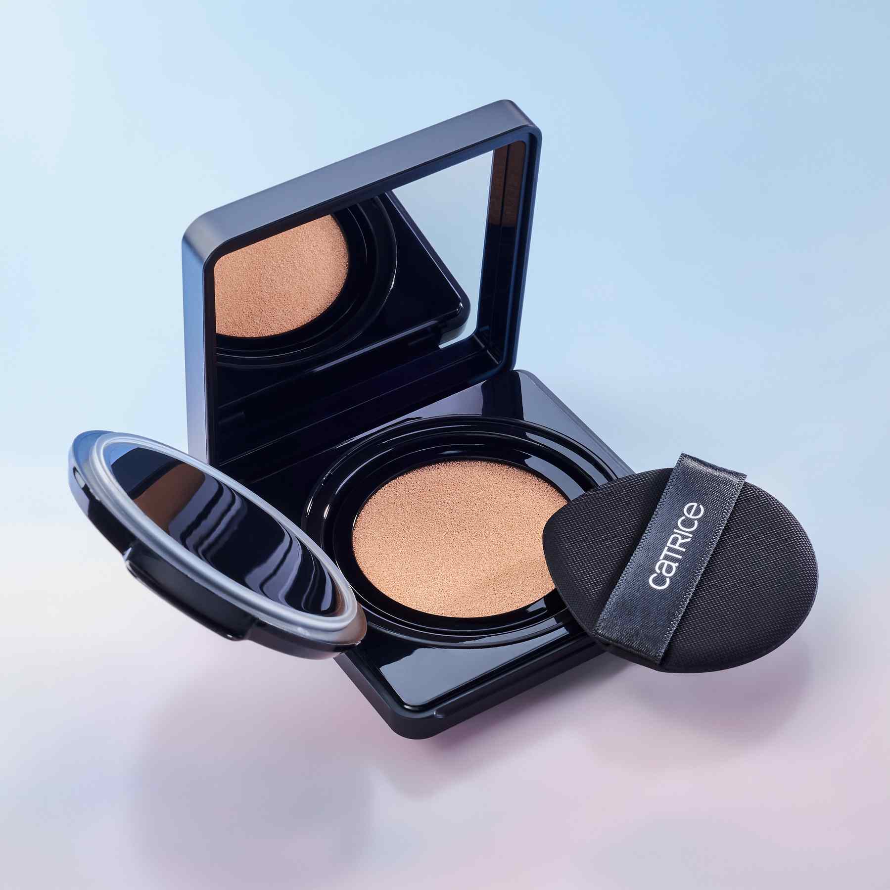 Soft Blur Contour Trio Powder Catrice GLASS CLOUD jasny puder do konturowania