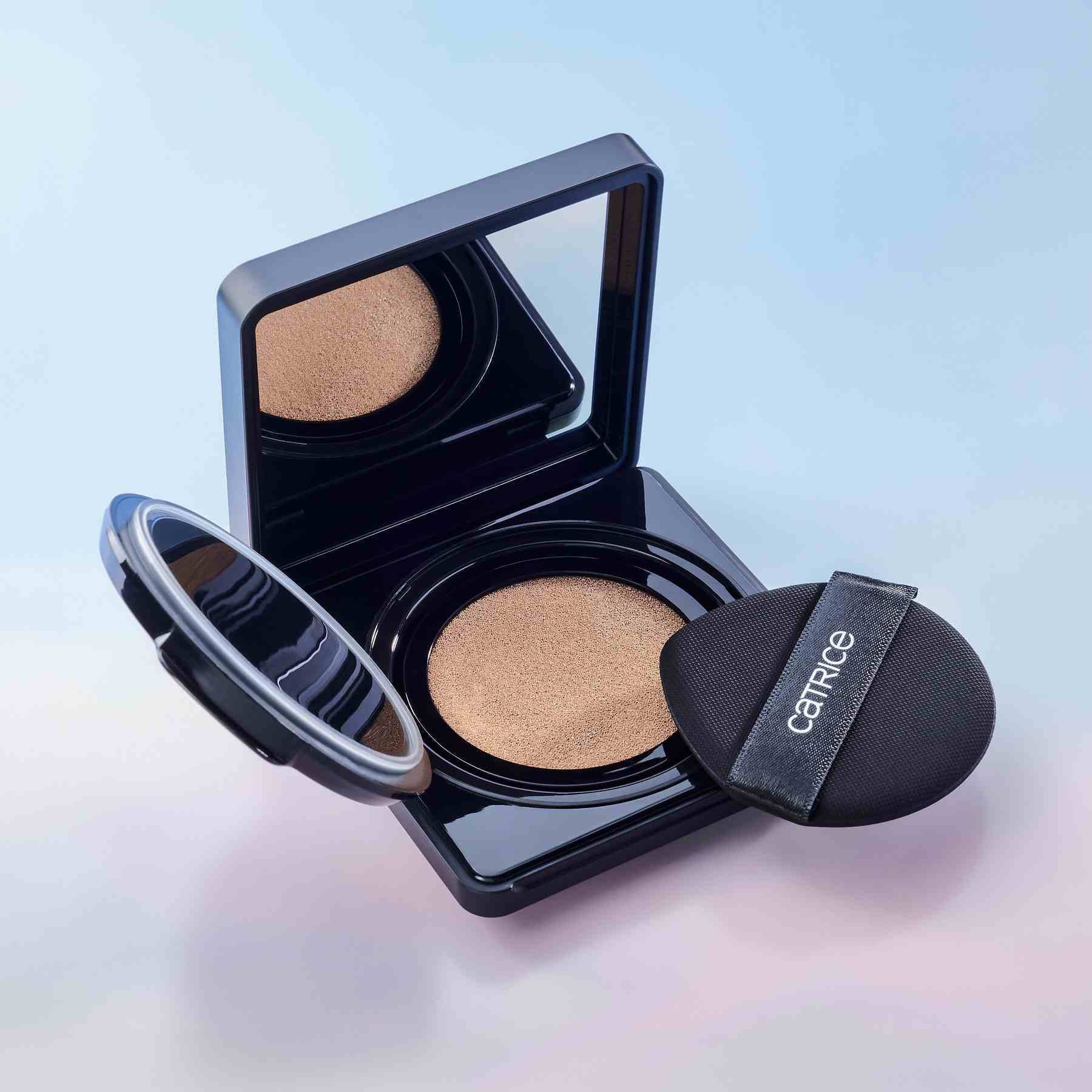 Soft Blur Contour Trio Powder Catrice GLASS CLOUD puder do konturowania w neutralnym odcieniu