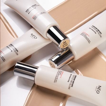 Krem tonujący NEO MAKE UP Intense Serum Tinted BB Glow Cream SPF 50 z kompleksem witaminowym