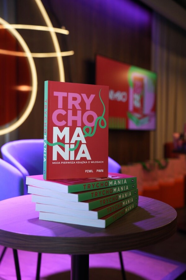 Trychomania. Moja pierwsza książka o włosach