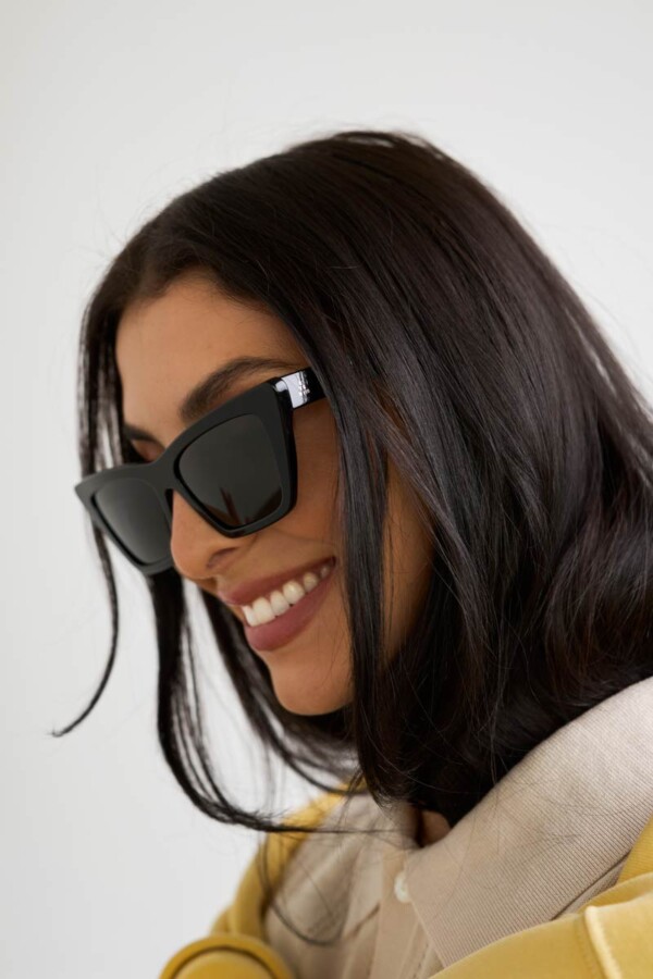 Eyerim Studio Niki Black Polarized