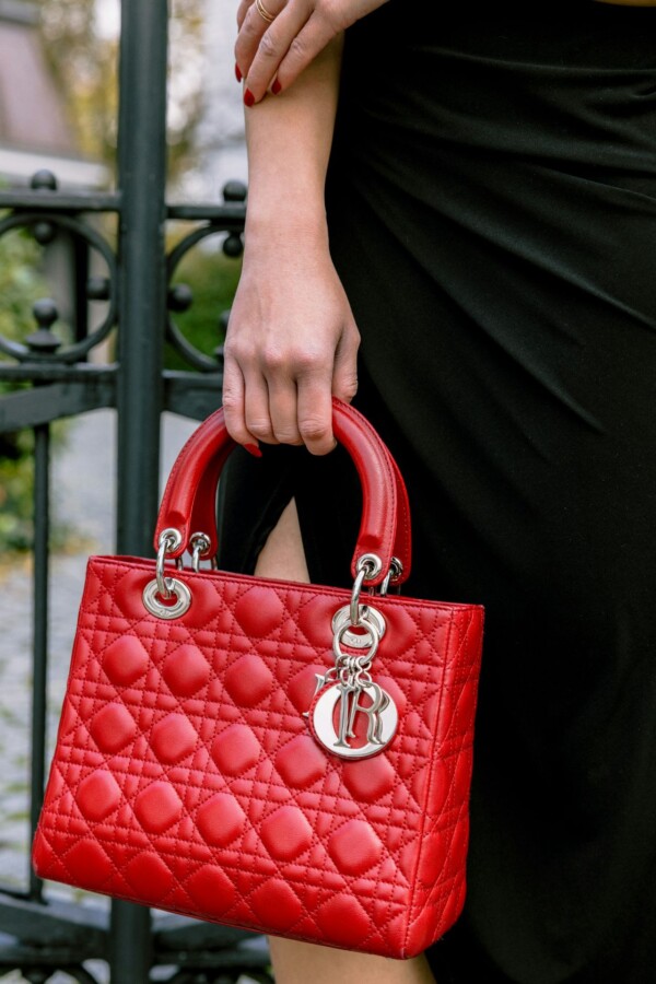 Czerwona klasyczna torebka Lady Dior