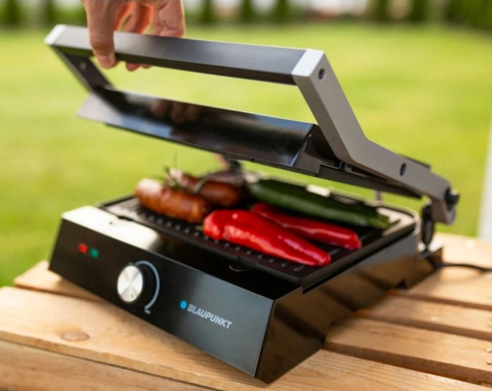 Grill elektryczny Blaupunkt GRS501 będący główną nagrodą w konkursie